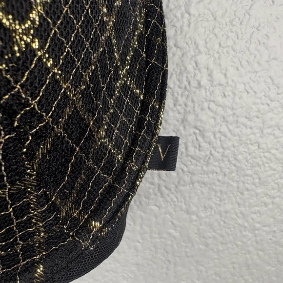 Victoria's Secret Lined Demi Bra Size 34DD - Black & Gold - Picture 2 of 8